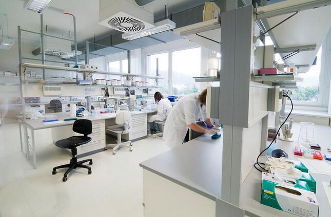 生物安全实验室设计布局及设计要求-九天隆实验室